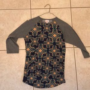 Gorgeous XS Lularoe Randy baseball style T